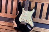 Fender 2022 Custom Shop 1960 Stratocaster Heavy Relic-10.jpg